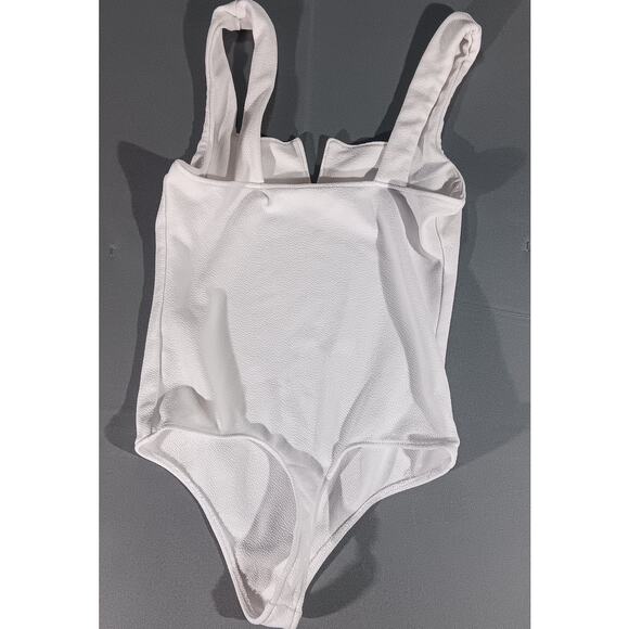 Show Me Your Mumu White Textured Bodysuit Women’s M Sleeveless Tank Top - Picture 5 of 5